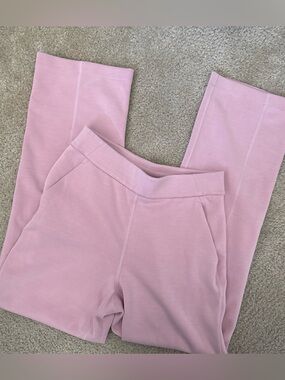 Pink Lululemon pants